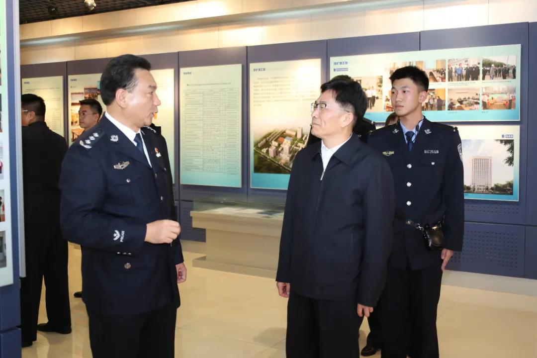 郝宏奎院长与浙江警察学院蒋珍明书记一行座谈肇恒伟副书记与陕西警官