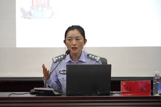 说明: C:\Users\lenovo\AppData\Local\Temp\WeChat Files\a761f780ee2b5a361fb3155c3613894.jpg
